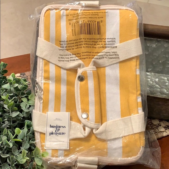 Business & Pleasure Co Cooler Bag 🌻